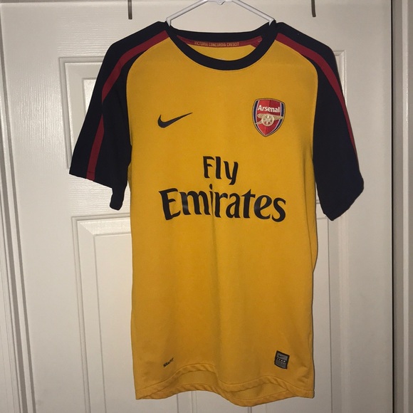 classic arsenal jersey